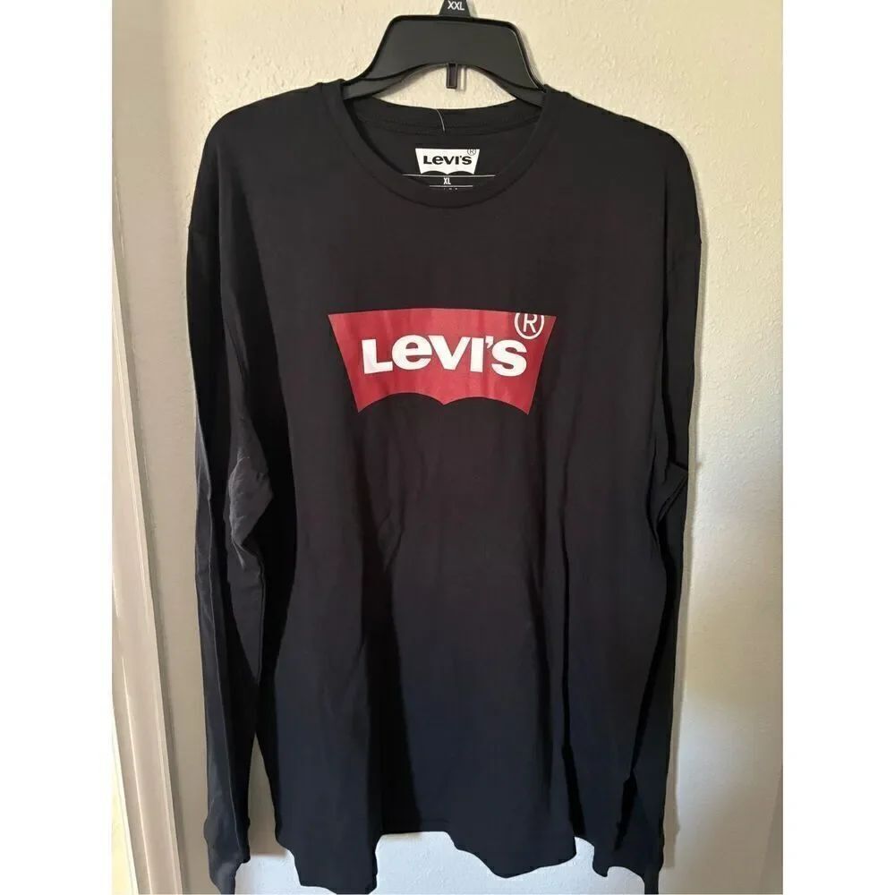 โค๏ธMenโs Leviโs Graphic Long SleeveโShirtโXL